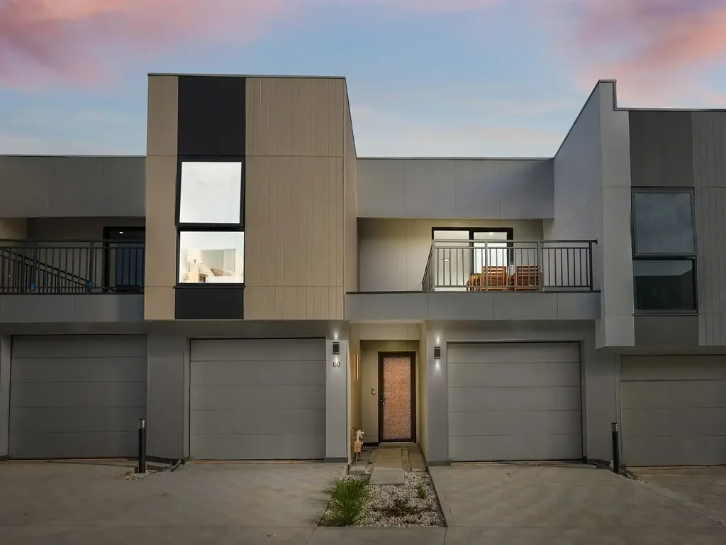 Box Hill 5房  Brand New Double-Story Townhouse in Box Hill– 5 Bed, 3Bath, 2 Garage – Move In!