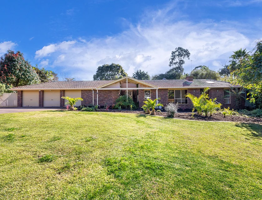 12 Lockhart Drive, Rosebud, Mornington Peninsula, 3房, 2浴, House
