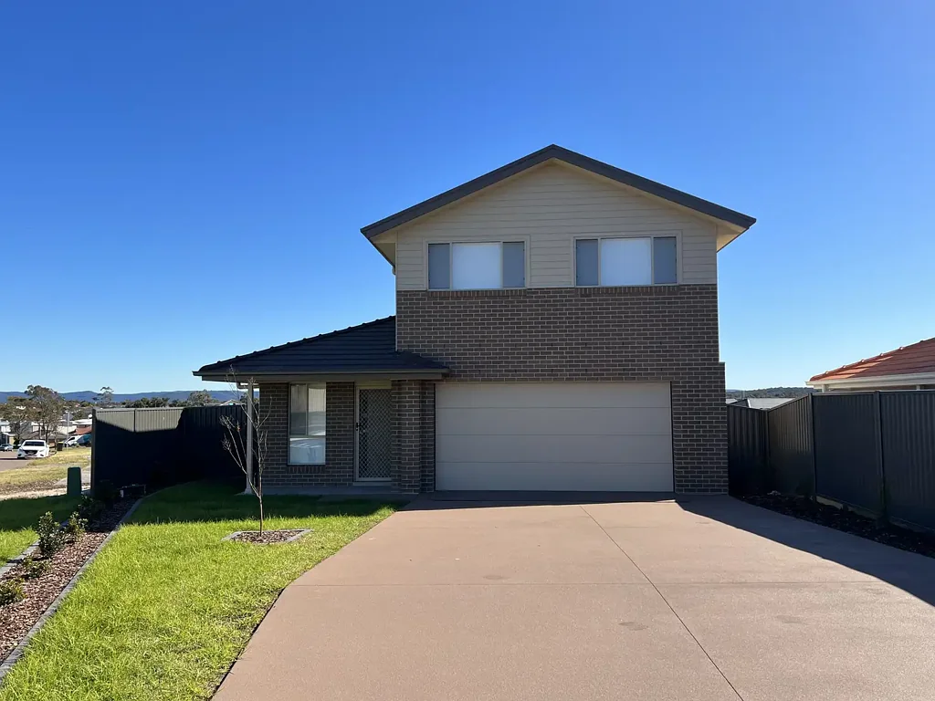 Beautiful Home in New Area of Estate