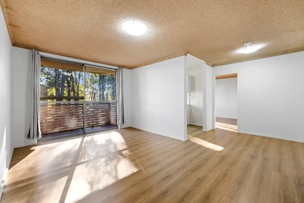 Cabramatta 1Kwarto Stylishly Renovated 1-Bedroom Unit in Prime Location