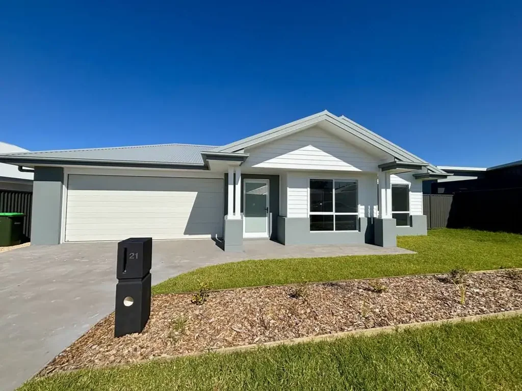 Stunning 4-bedroom home in the highly sought-after Moonee Beach Estate is ready to impress!