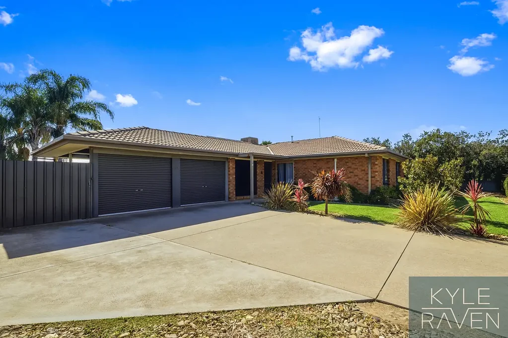 16 Russell Avenue, Wangaratta, VIC 3677