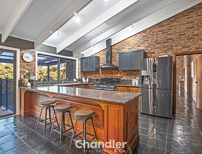 176 Emerald-Monbulk Road, Monbulk, VIC 3793, 6 ਕਮਰੇ, 4 ਬਾਥਰੂਮ, House
