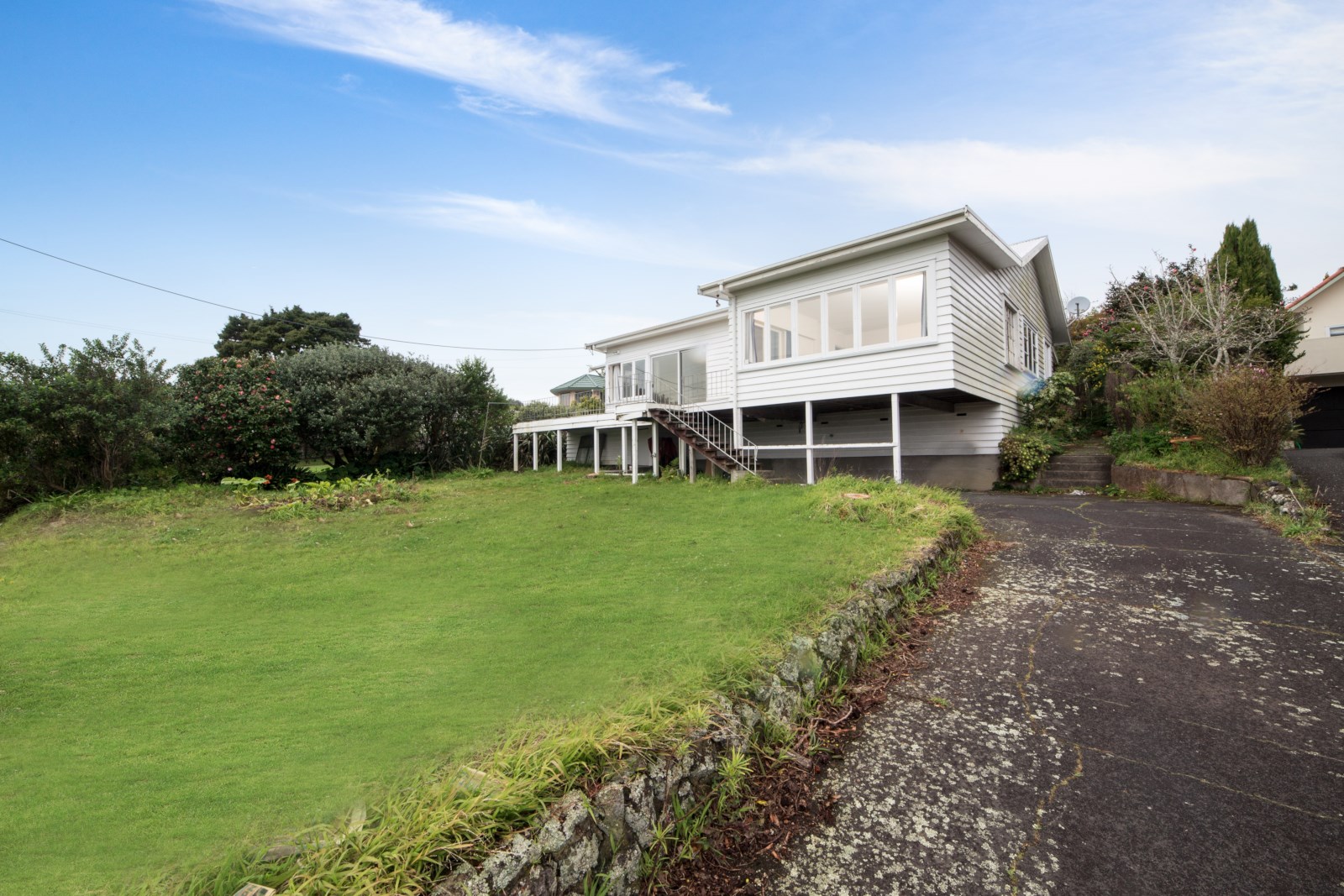 21 Winscombe Street, Belmont, Auckland - North Shore, 4 રૂમ, 2 બાથરૂમ