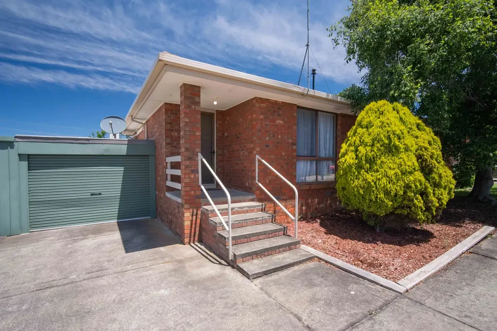 2/416 Forest Street, Wendouree, VIC 3355