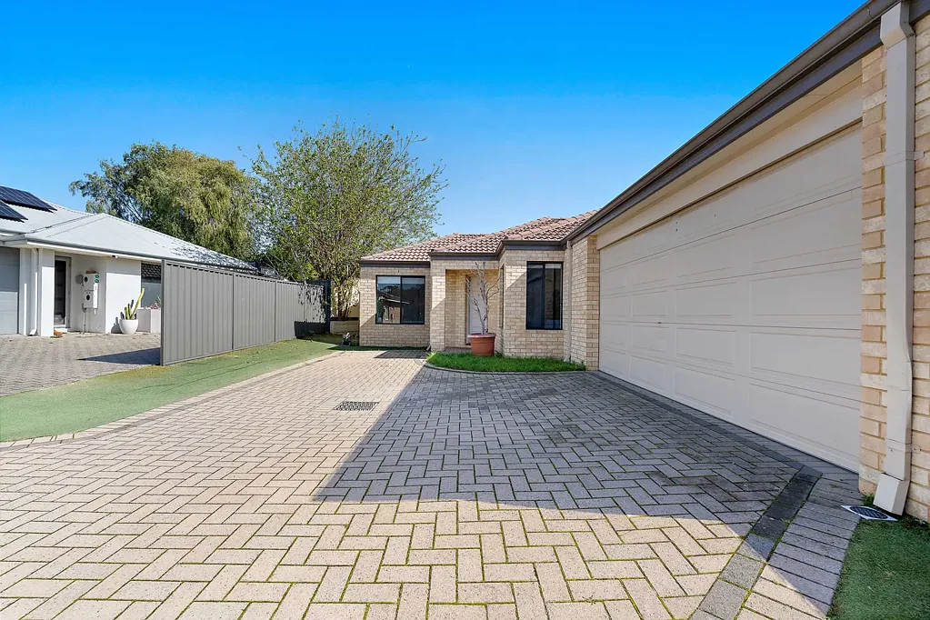 Hamilton Hill 4ਬੈੱਡਰੂਮ Space, Comfort & Easy-Care Living!