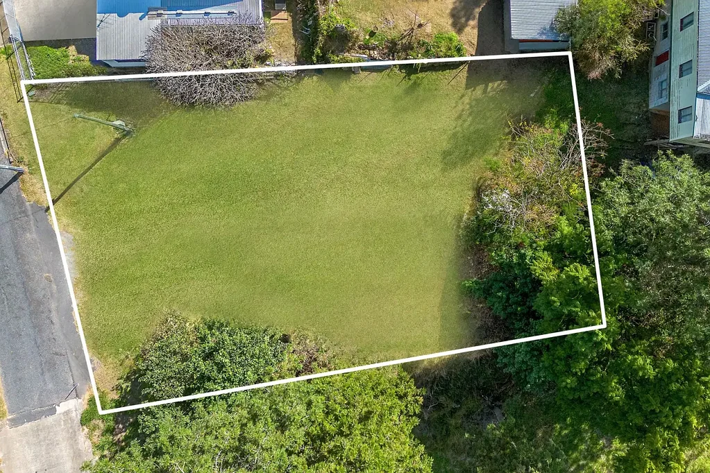 Mount Morgan Ideal for Portable Home Living or Your Future Build