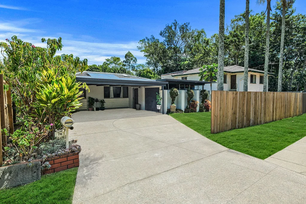 74 Brookfield Road, Kenmore, QLD 4069