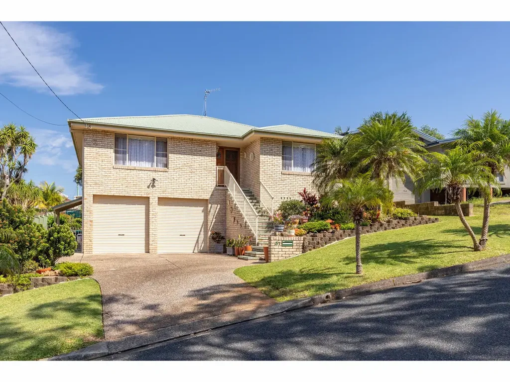 51 Surfview Avenue, Forster, NSW 2428