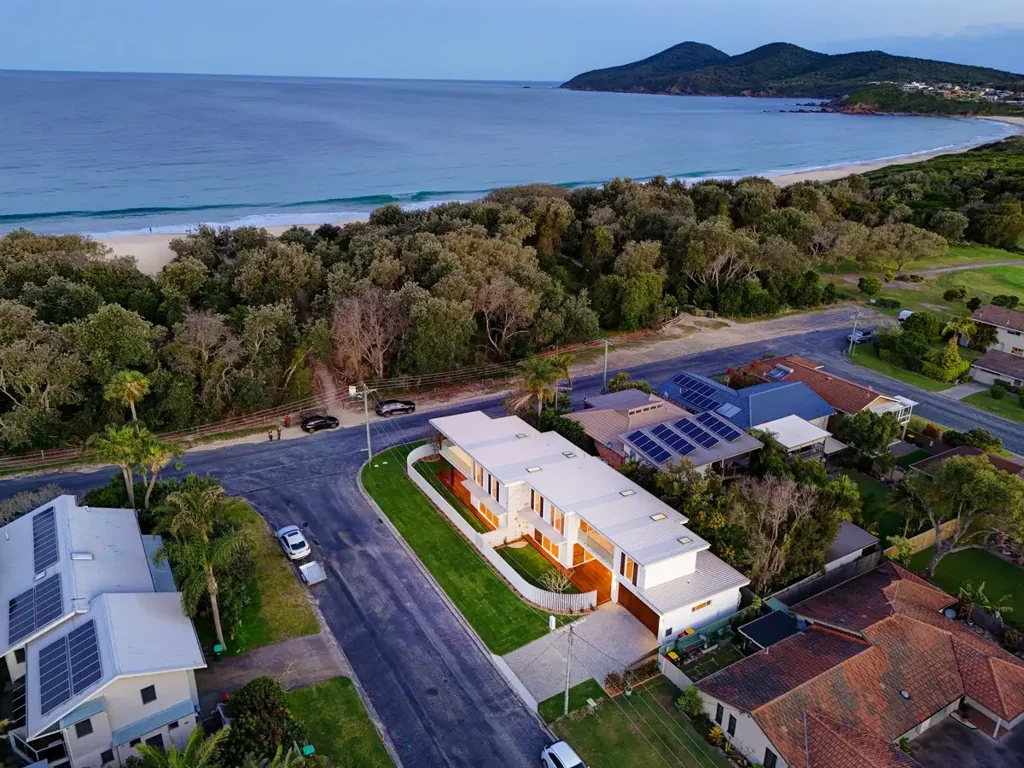 9 Surfriders Promenade, Forster, NSW 2428