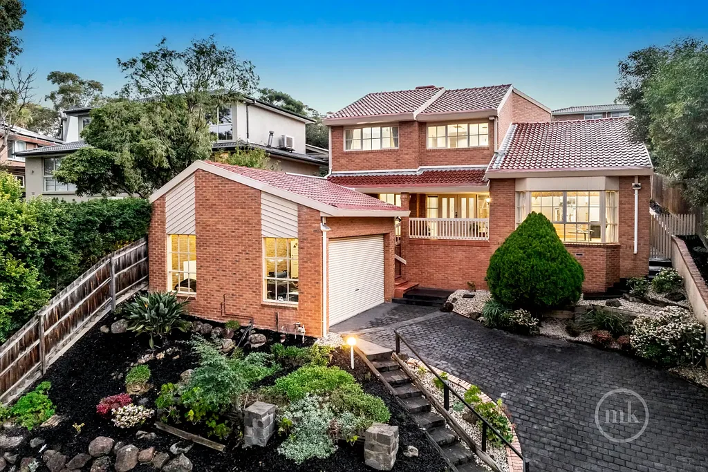 30 Manatunga Circuit, Greensborough, VIC 3088