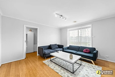 Iba Pa - 7 Owen Close, Keilor Downs, VIC 3038
