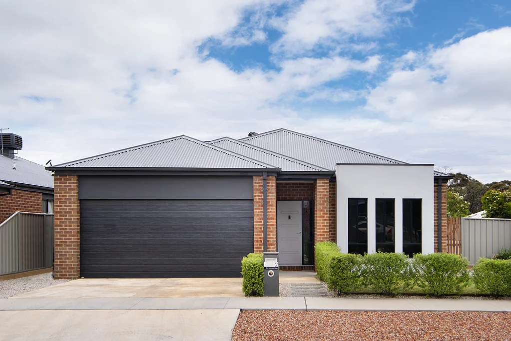 2 Santarosa Way, Epsom, VIC 3551