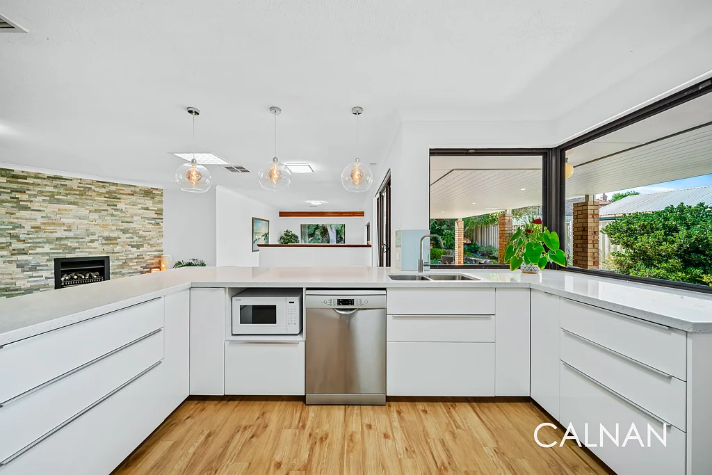 12 Shelton Loop, Leeming, WA 6149