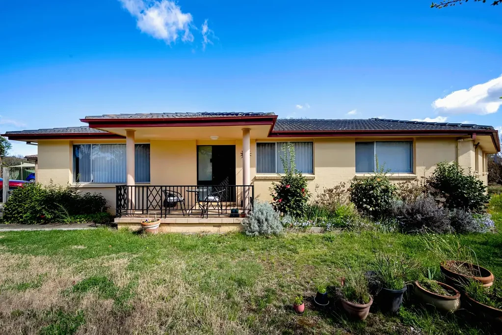 14 Pambula Street, Kaleen, ACT 2617
