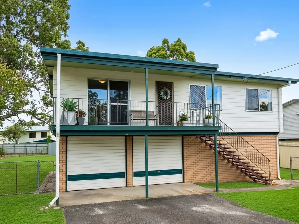 3 Bedroom Highset House in Crestmead