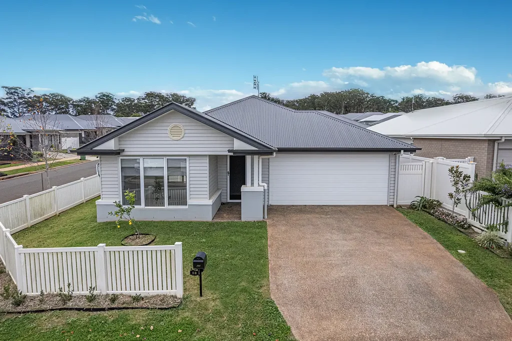 50 Crooke Street, Highfields, QLD 4352