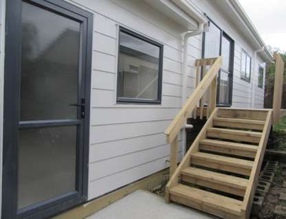 80a Triangle Road, Massey, Waitakere City, Auckland, 3房, 1浴, 整租独立别墅