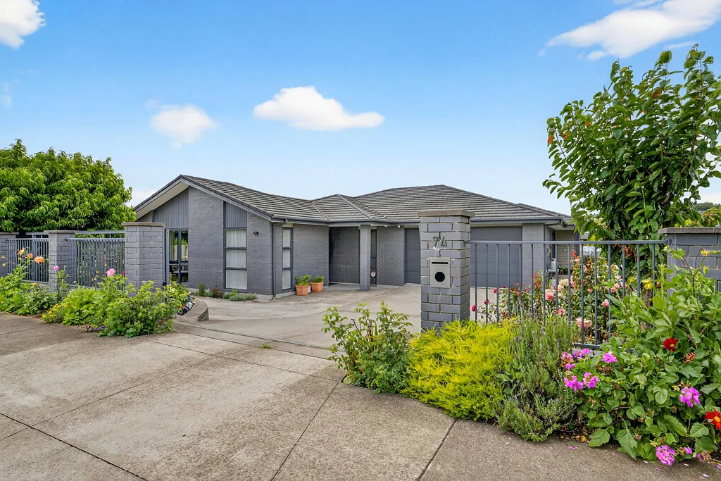 Pukekohe 5房  Executive Pukekohe-Home & Income