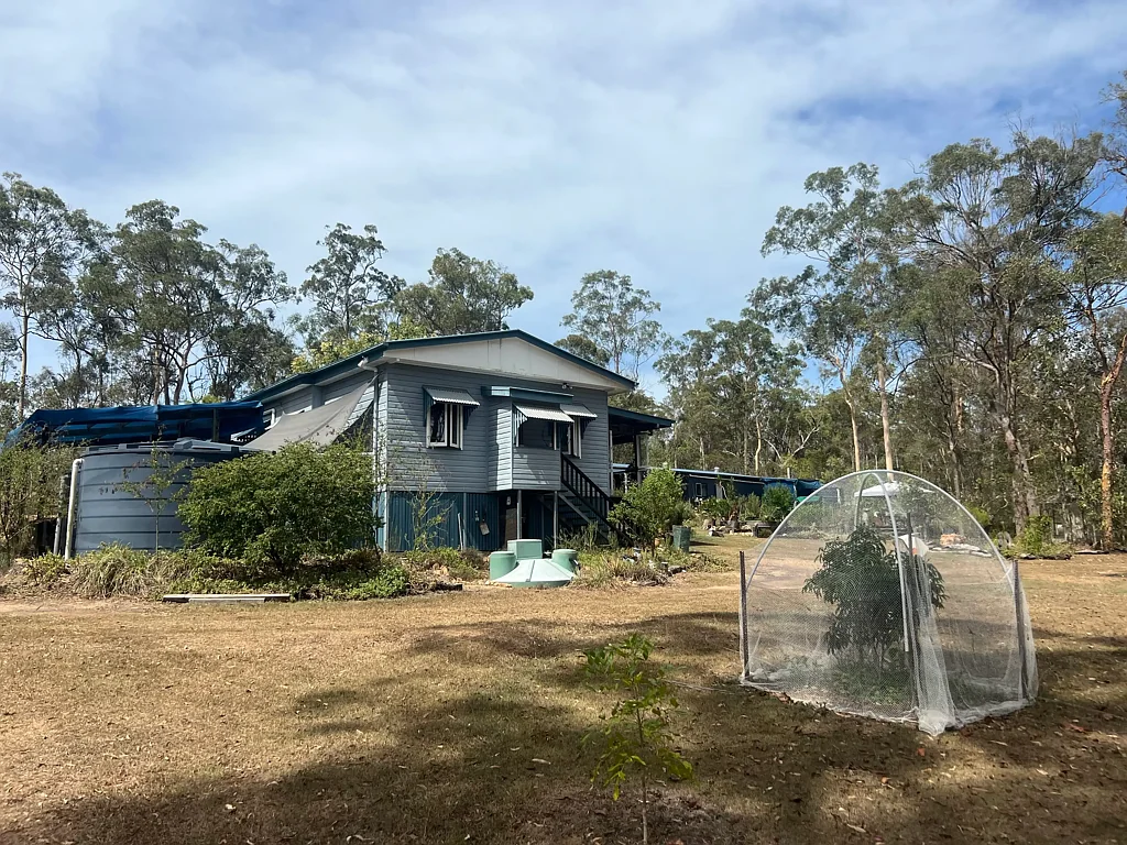 South Kolan 4部屋 Charming & Captivating Acreage