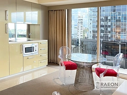1008/452 St Kilda Road, Melbourne