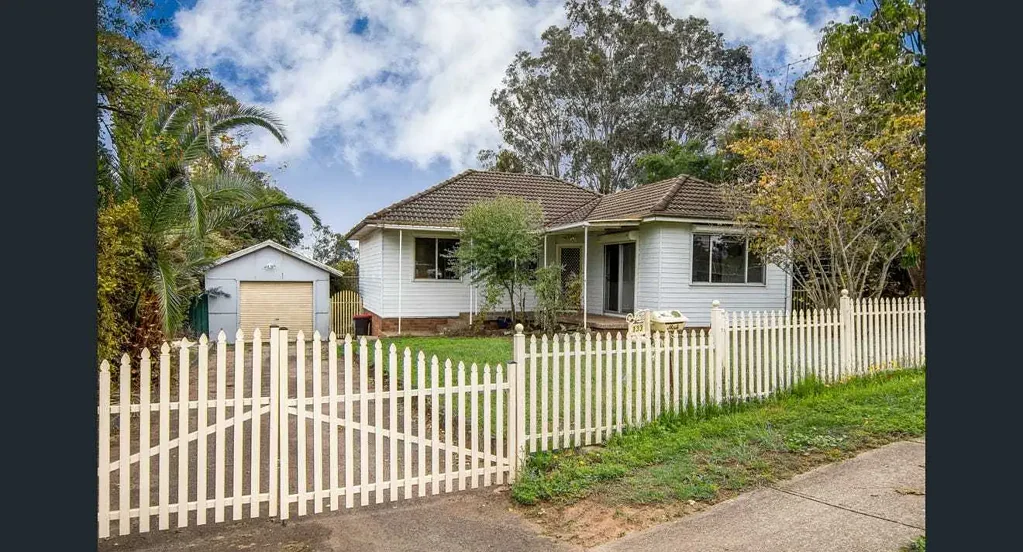 Family Home in the Heart of Penrith CBD