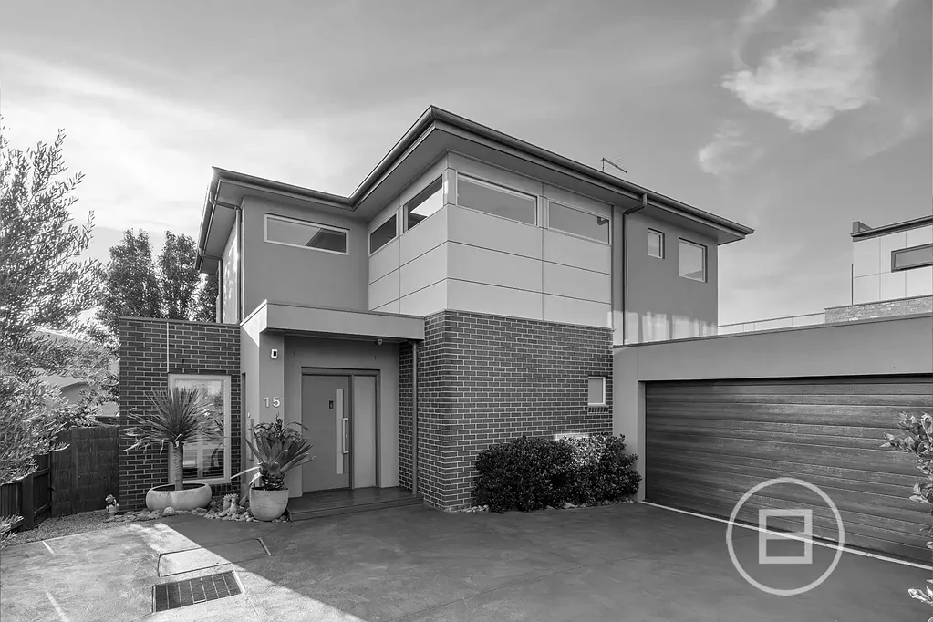 Mornington 3Zimmer Expressions of Interest closing Monday 20th July at 12pm (unless sold prior)