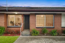 2/34 Clay Avenue, Hoppers Crossing