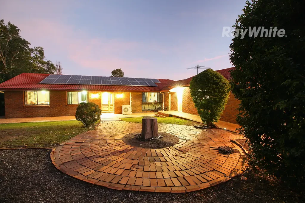90 Lyndon Way, Karalee, QLD 4306
