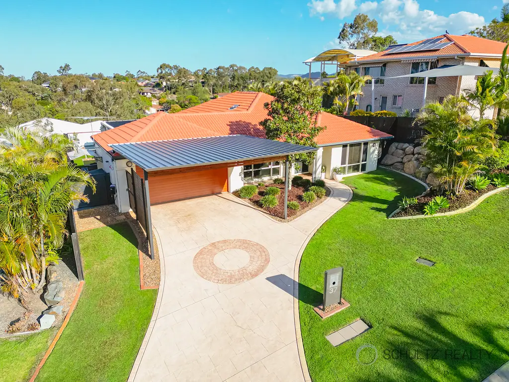 37 Lucy Drive, Edens Landing, QLD 4207