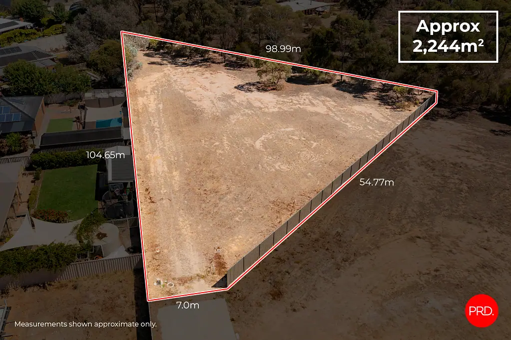 Strathfieldsaye Expansive Block Minutes from Kennington Village