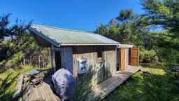 12-14 Wilson Avenue, Kawau Island