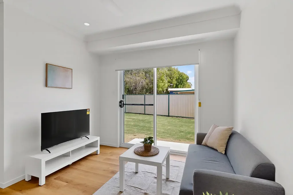 Brand-New Micro Apartment - All Bills Included