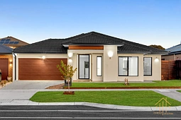 69 Bradman Drive, Cranbourne West