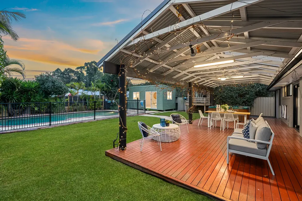 Narara 4Habitaciones Sophisticated Single-Level Living with Resort-Style Entertaining