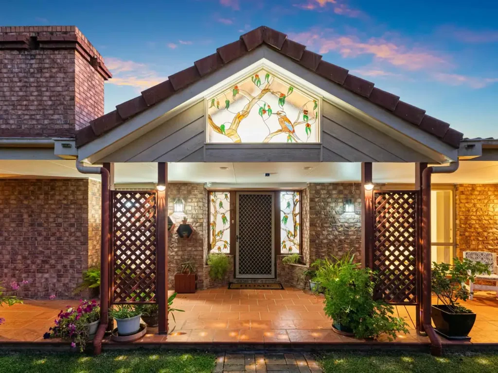 Calamvale 4部屋 SPRAWLING 400 SQM HOME + ENORMOUS MASTER WITH RETREAT + SUBDIVISION POTENTIAL