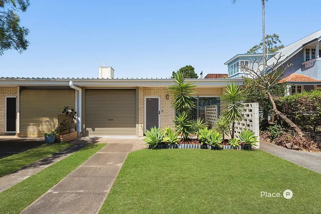 Bulimba 2कमरा Clear Instructions to Sell – An Opportunity Not to Be Missed!