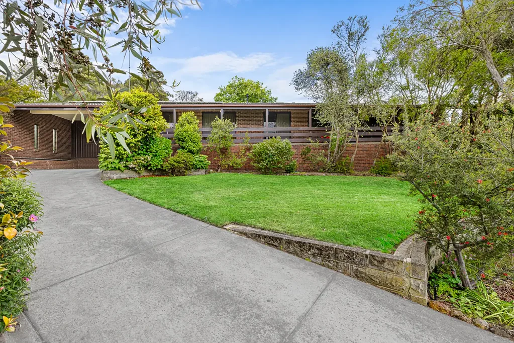 4 Carinda Court, Mount Clear, VIC 3350