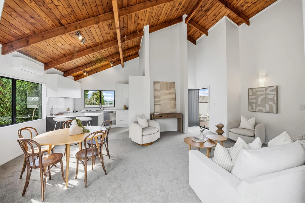 Remuera 3બેડરૂમ Spacious, Sunny & Superbly Located