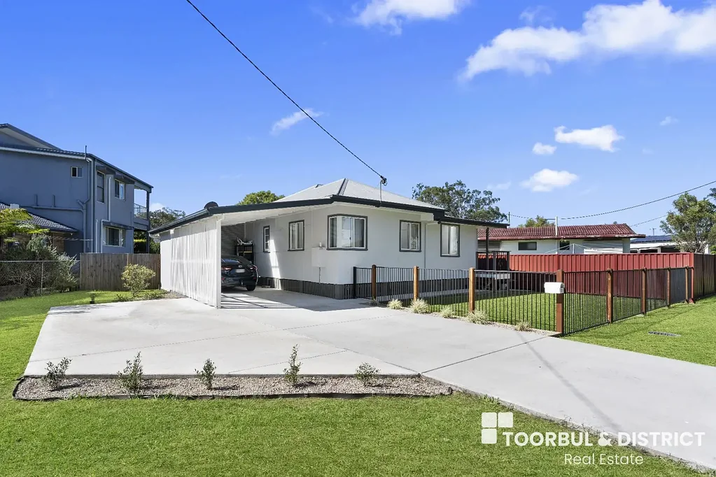 7 The Crescent, Toorbul, QLD 4510