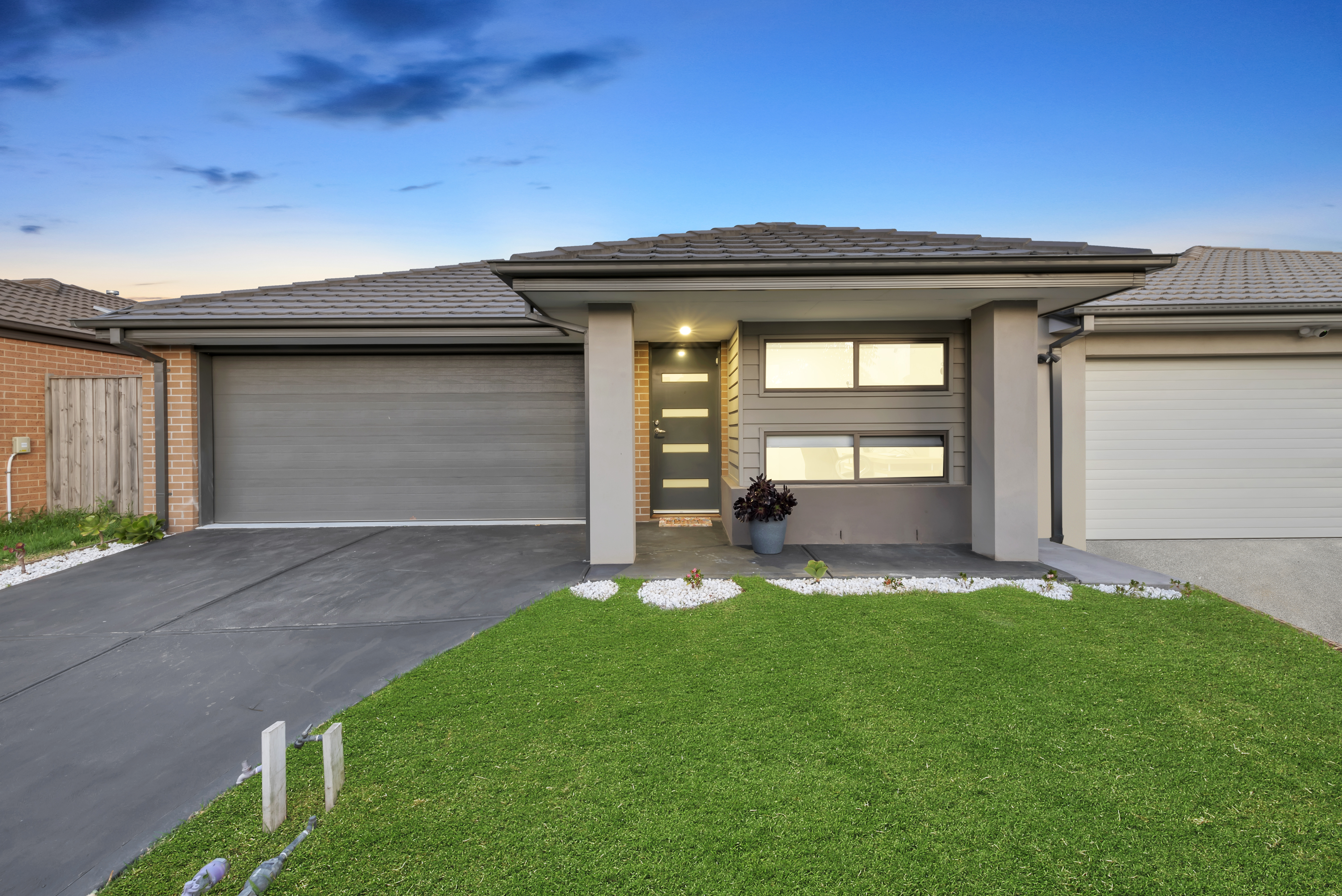 17 MELVILLE RD, OFFICER VIC 3809, 0房, 0浴, House