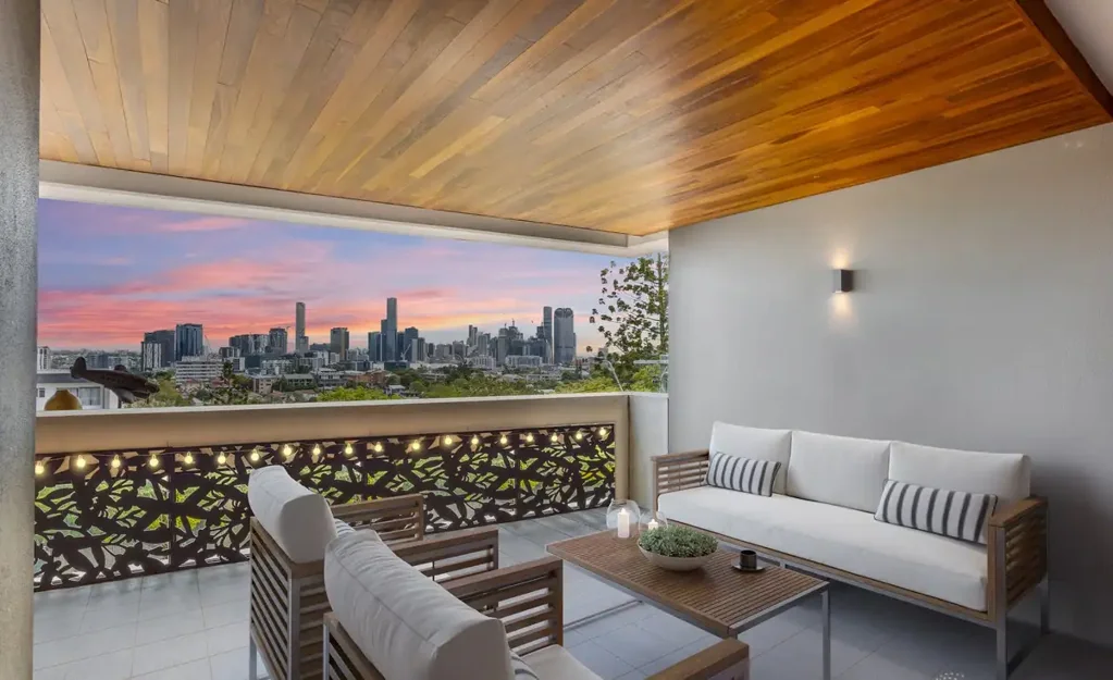 Highgate Hill 1房 Highgate Hill地标 20套精选公寓 城市全景 穿堂风 现代内饰 游泳池 河景阳台 步行繁华 Boutique Living in the Heart of Highgate Hill