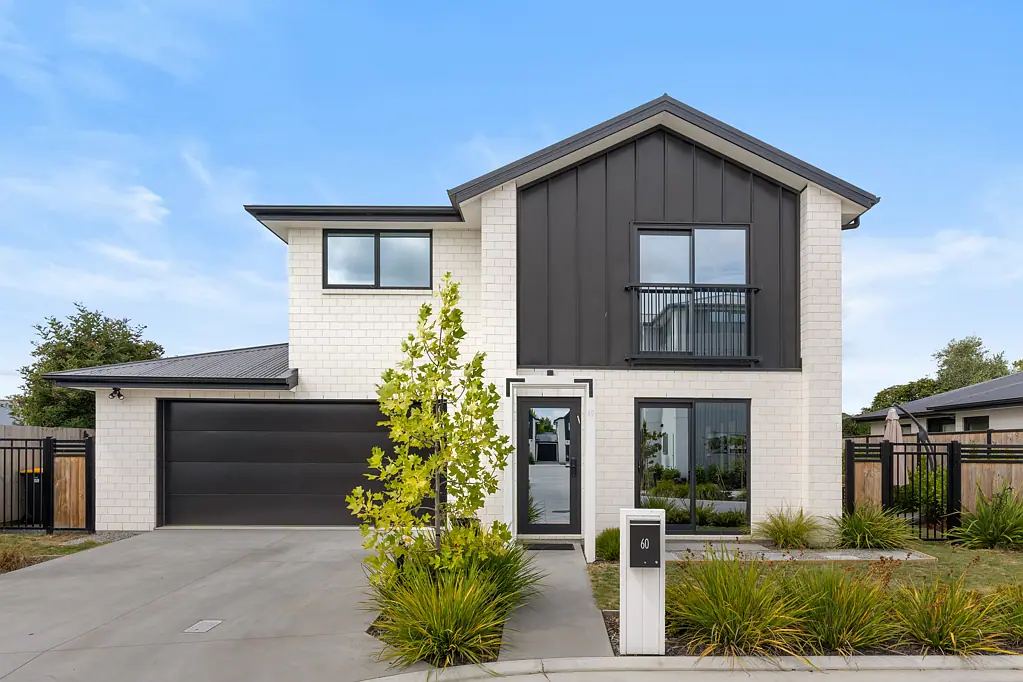 Upper Riccarton 3房 业主急售！毗邻医院/购物中心，名校环伺，兼具现代设计、私密性与便利性！ Owner Wants Offers - It Has To Go!
