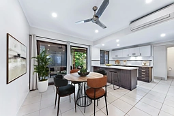 14/25 Abell Road, Cannonvale