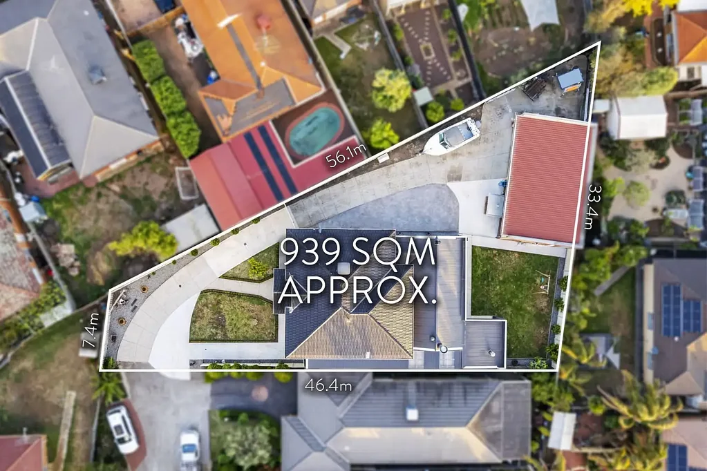 Hillside 4ਬੈੱਡਰੂਮ Spacious Family Living with Exceptional Outdoor Entertaining & Workshop Space!