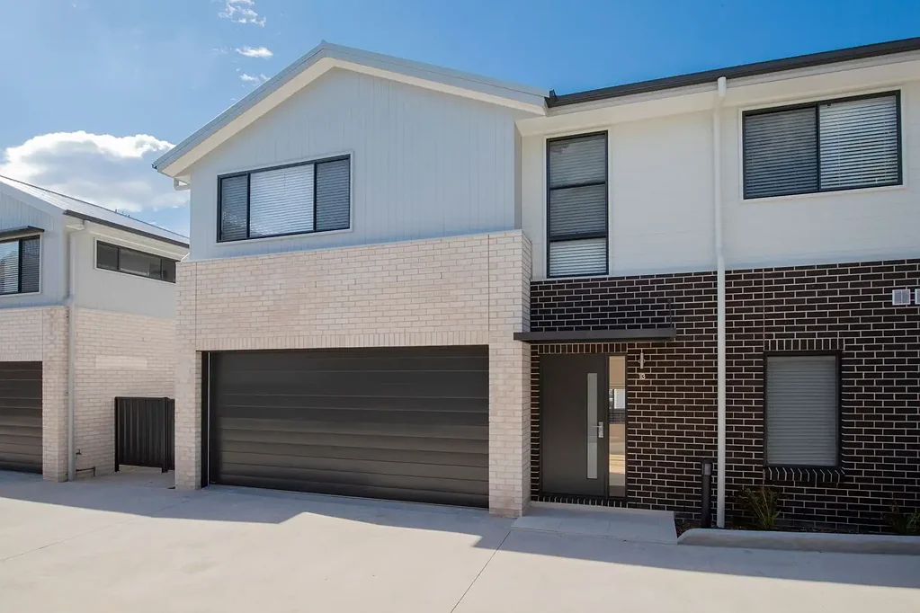 13/235 Warners Bay Road, Mount Hutton, NSW 2290