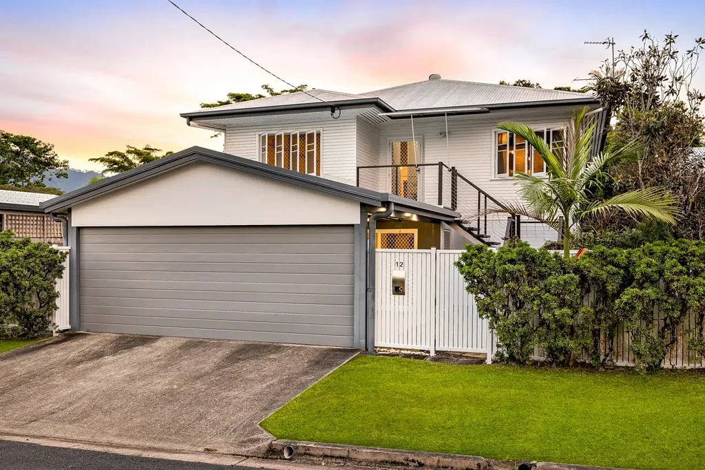 Edge Hill 3ਬੈੱਡਰੂਮ Picture Perfect Queenslander in Premier Location