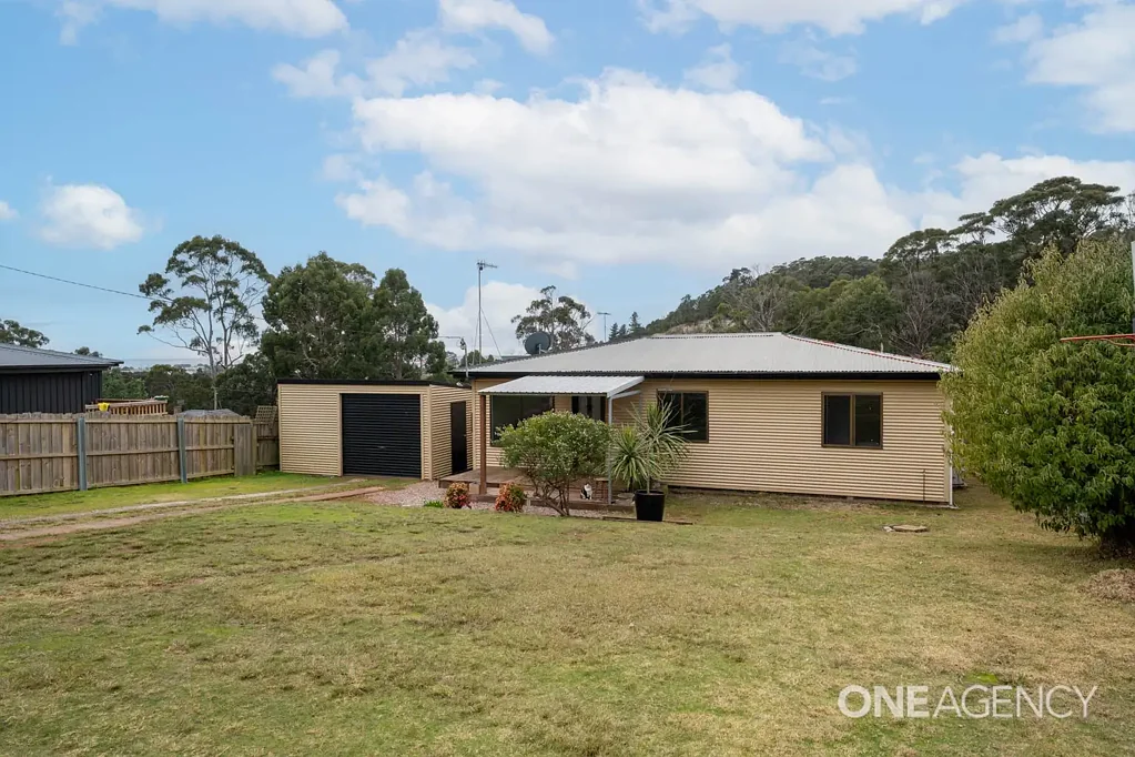 Emu Heights 3房  Open Home Fri 5th Sep 4:30pm - 5:30pm