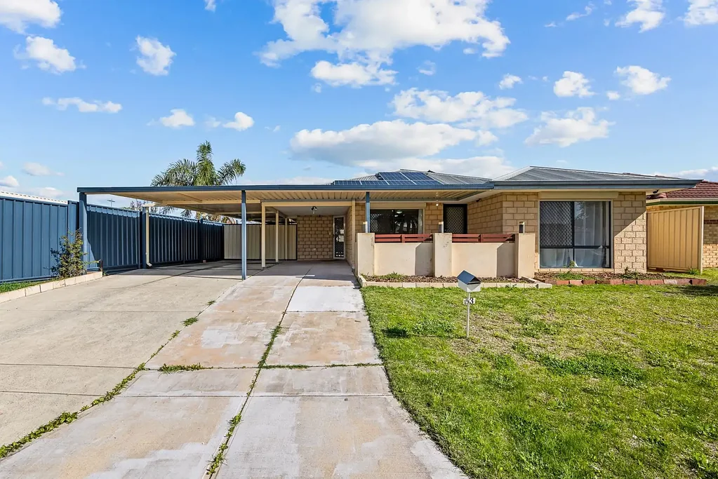 Maddington 4침실 Spacious Family Living in a Convenient Maddington Location