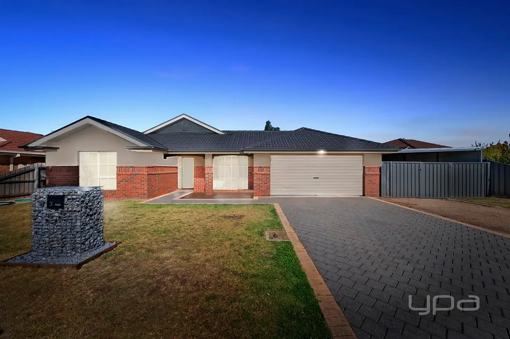3 Comic Court, Harkness, VIC 3337